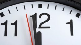 Секунды до 12